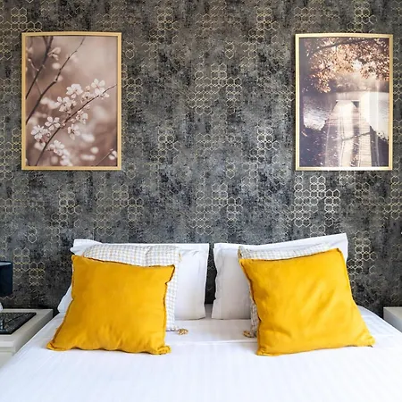 Apartment 3 Pieces Bord De