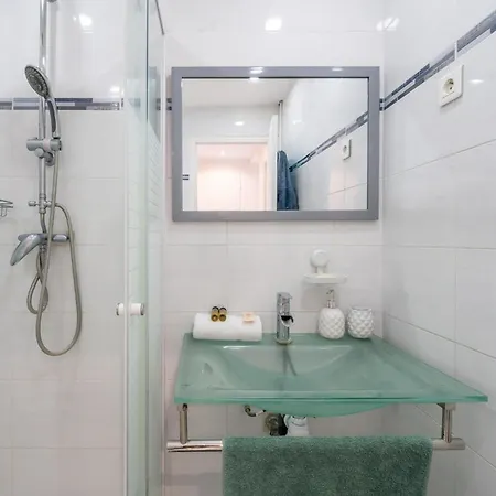 3 Pieces Bord De Apartment Nizza